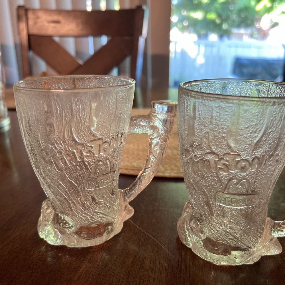 Flint stone cups - Picture 2 of 3